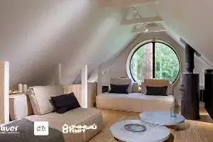 Дачный ответ, Скандинавский уют в мансарде с круглым окном, Диваны Gliver, Белый диван Фри Лаунж 