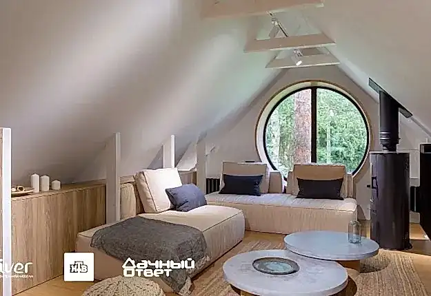 Дачный ответ, Скандинавский уют в мансарде с круглым окном, Диваны Gliver, Белый диван Фри Лаунж 